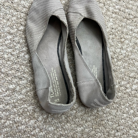 TOMS Womens Size 9W Jutti Ballerina Gray Shoes Flat Pointed Toe Slip-On - Picture 9 of 9